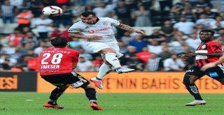 Uefa Avrupa Ligi: Beşiktaş: 1 - Lask Linz: 0 (İlk Yarı)