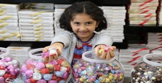 (Özel Haber) Kurban Bayramının İkramlıkları Tezgahlarda Yerini Aldı