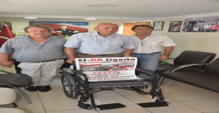 Artvinlilerden Engelliler Derneğine Tekerlekli Sandalye Desteği