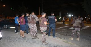 Gözaltındaki Şahsa Ateş Açan Grup İle Polis Çatıştı: 11 Yaralı