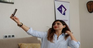 Uzmanlardan Selfie Çılgınlığı Uyarısı