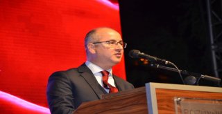 Bozüyükte Cumhuriyet Meydanını Dolduran Binlerce Bozüyüklü “Unutmadık, Unutturmayacağız” Mesajı Verdi