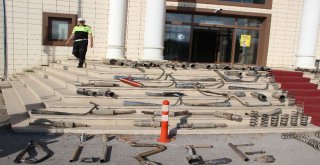 Polis Standart Dışı Araçlara Geçit Vermiyor