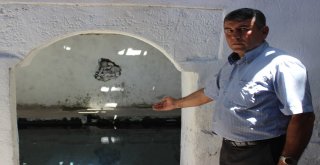 (Özel) Osmanlı Mirası Tarihi Hamam Kaderine Terk Edildi