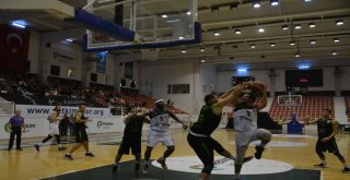 Türkiye Basketbol 1. Ligi: Petkim Spor: 71 - Manisa Büyükşehir Belediye: 78