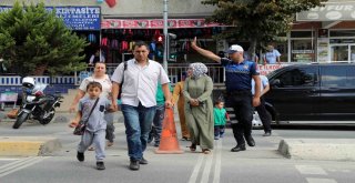 Çocukların Okul Giriş Ve Çıkış Güvenliği Zabıtaya Emanet