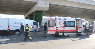 Manavgatta Trafik Kazaları: 3 Yaralı