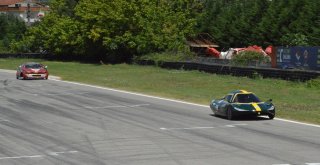 Üniversite Öğrencileri Tasarladıkları Elektrikli Araçlarıyla Kıyasıya Yarıştı