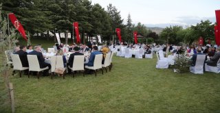 Vali Kamçı “ O Gece Kahraman Şehit Ve Gazilerimiz Milletimizin Ve Tüm Mazlum Halkların Umudu Ve Gururu Olmuştur”