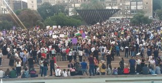 İsrail Ulus Devlet Yasası Tel Avivde Protesto Edildi