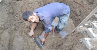 Şuhut Çarşı Merkezinde İçme Suyu Arıza Çalışması