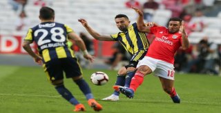 Uefa Şampiyonlar Ligi: Benfica: 0 - Fenerbahçe: 0 (İlk Yarı)