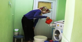 Susuzluktan 40 Bine Yakın Hayvanla Göç Ettiler