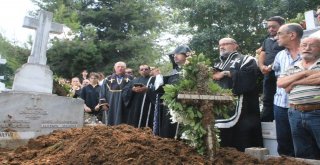 Usta Yönetmen Aram Gülyüz Son Yolculuğuna Uğurlandı