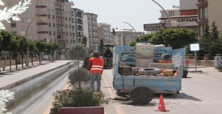 Vaski Ekipleri Binlerce Rögar Kapağını Değiştiriyor