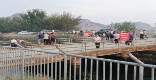 Sulama Kanalına Düşen Koyununu Kurtarmak İsterken Canından Oldu