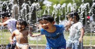 Hepsi Bir Haftada Yaşandı: Sıcak, Tayfun, Yağmur