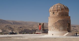 İmam Abdullah Türbesinin Minaresi Taşındı