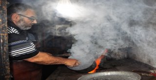 Manisanın 5. Kuşak Kalaycısı Zamana Direniyor