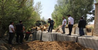 Başkale Belediyesinden Hummalı Çalışma