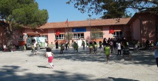 Havran Belediyesinden Öğrencilere Kırtasiye Desteği