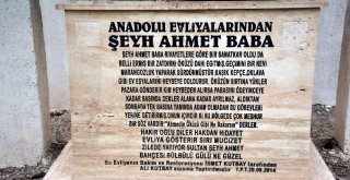 Anadolu Evliyalarından Şeyh Ahmet Baba Türbesine Yoğun İlgi