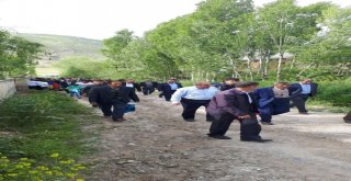 İran Sınırında Geleneksel Bayramlaşma