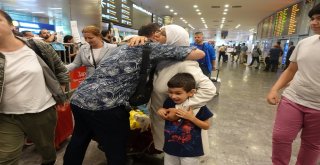 İlk Hac Kafilesi İstanbula Döndü