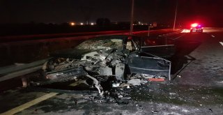 Ters Şeritte Kafa Kafaya Çarpıştılar: 3Ü Çocuk 7 Yaralı