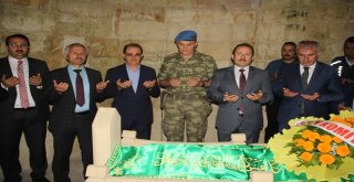 Dede Korkut Mezarı Başında Anıldı