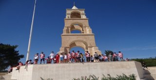 Mersinli Çocuklar Çanakkale Şehitliğini Gezdi