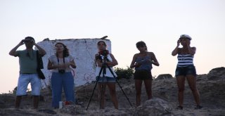 Kanlı Ay İle Aynı Karede Fotoğraf Çekinmek İçin Yarıştılar