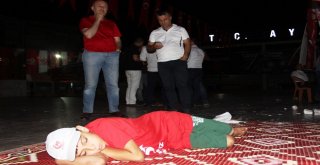 Aydında Demokrasi Nöbeti Sabah Namazına Kadar Devam Etti