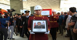 Şehit Jandarma Uzman Çavuş Dökmeci Son Yolculuğuna Uğurlandı