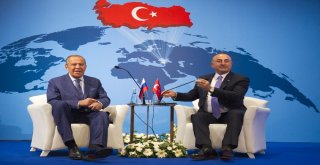 Bakan Çavuşoğlu, Rus Mevkidaşı Lavrov İle Bir Araya Geldi