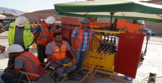 Tarihi Artuklu Hamamı Yerine İndirildi