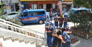 Akü Çaldıkları İddiasıyla 3 Şüpheli Adliyede