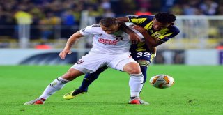 Uefa Avrupa Ligi: Fenerbahçe: 0 - Spartak Trnava: 0 (İlk Yarı)