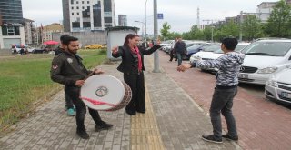 Şiddetten Hayatını Kaybeden Kadınların Hayrına Lokma Dağıttı