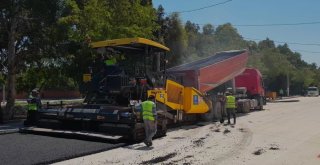 Büyükşehir Sökede Üst Yapı Çalışmalarını Sürdürüyor