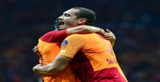 Maicon, Ligdeki İkinci Golünü Attı