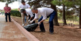 Karacebeyde Gençler Çevre Temizliği Yaptı