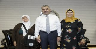 Fatma Teyzenin Oksijen Cihazı Talebini Büyükşehir Karşıladı