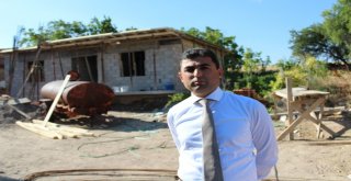 Kaman Kaymakamlığından İhtiyaç Sahibi Aileye Ev