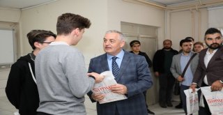 Lise Son Sınıf Öğrencilerine Eğitim Desteği