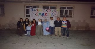 Malazgirtli Köy Halkı Sinema Keyfi Yaşadı
