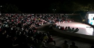 Bigalıların Açık Havada Sinema Keyfi