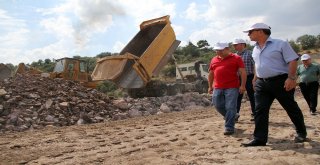 Manisada 22 Baraj Ve 6 Gölet İnşaatı Devam Ediyor