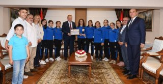 Sportif Fair Play Davranış Dalında 2017 Türkiye Olimpiyat Komitesi Fair Play Kutlama Mektubuna Layık Görüldüler
