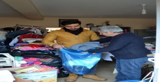 Genç Asteğmen, Otomobiliyle Çarptığı Köpeği Yol Kenarına Taşırken Bir Başka Otomobilin Altında Kalarak Can Verdi